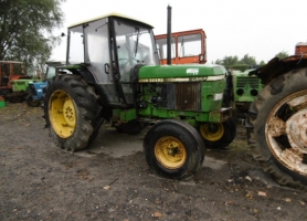 John Deere 2450